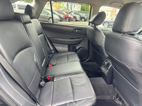 Used 2019 Subaru Outback 2.5i Limited AWD/4WD image 35