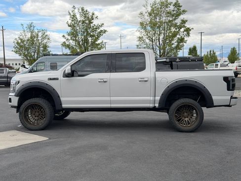 Used 2019 Ford F150 Lariat w/ Equipment Group 502A Luxury AWD/4WD image 5