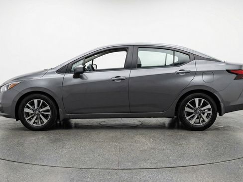 Used 2025 Nissan Versa SV FWD image 5