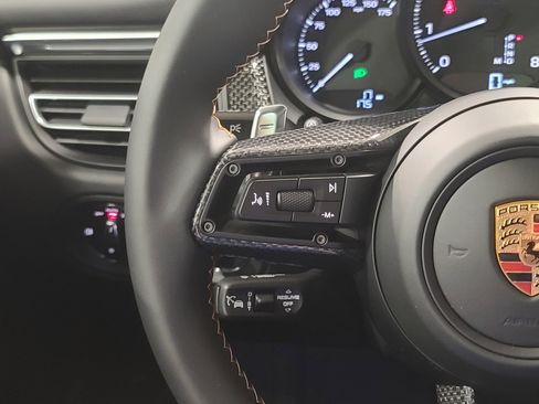 New 2026 Porsche Macan GTS image 17