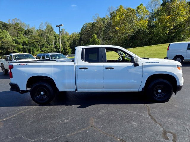 Used 2022 Chevrolet Silverado 1500 W/T w/ WT Convenience Package AWD/4WD image 9