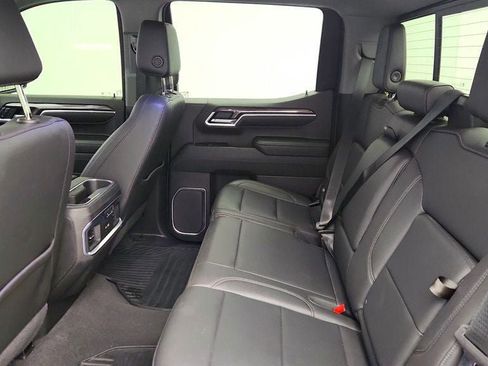 Used 2022 Chevrolet Silverado 1500 LTZ w/ LTZ Premium Package image 22