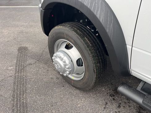 New 2026 RAM 5500 Tradesman image 19