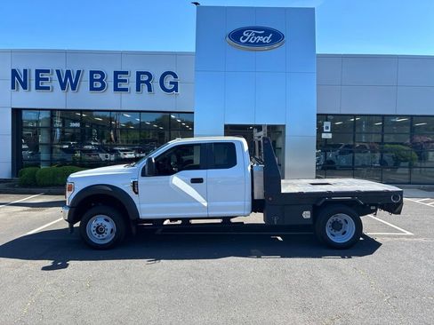Used 2021 Ford F550 4x4 SuperCab Super Duty w/ Power Equipment Group image 4