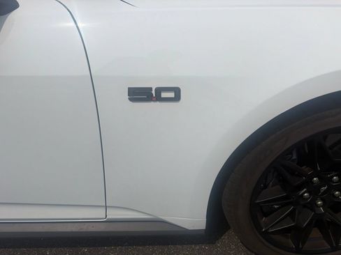 Used 2024 Ford Mustang GT Premium w/ GT Performance Package RWD image 18