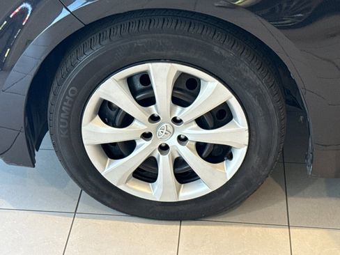 Used 2023 Toyota Corolla LE FWD image 15
