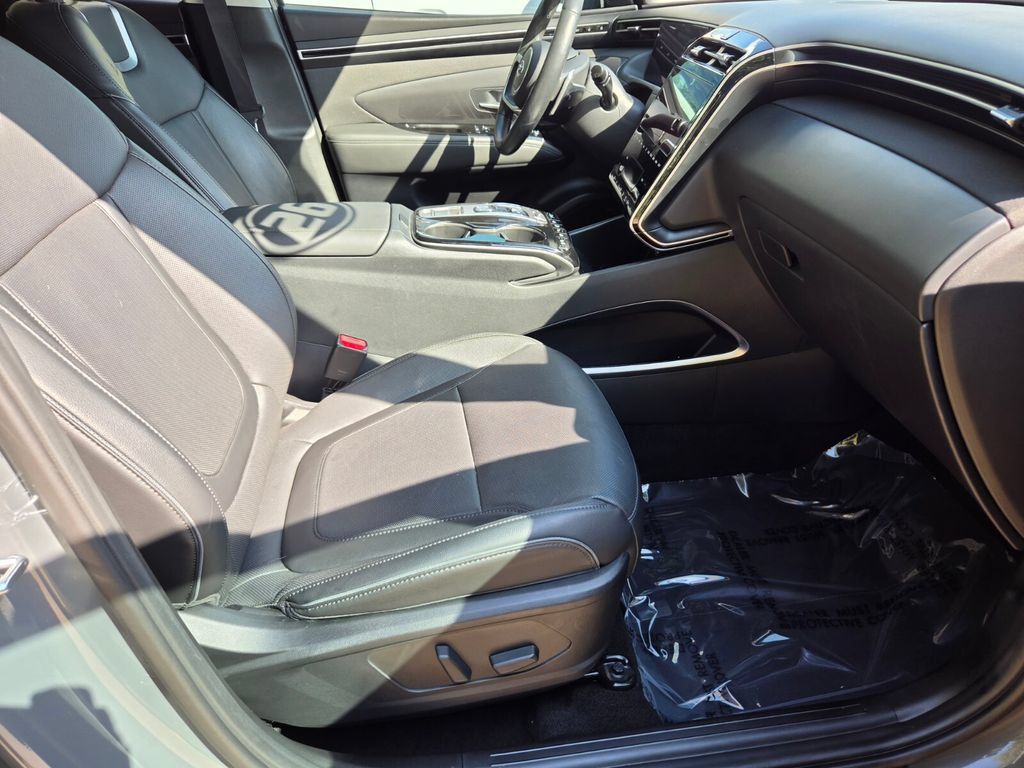 Used 2024 Hyundai Tucson Limited AWD/4WD image 6