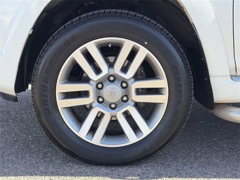 Used 2010 Toyota 4Runner Limited image 10