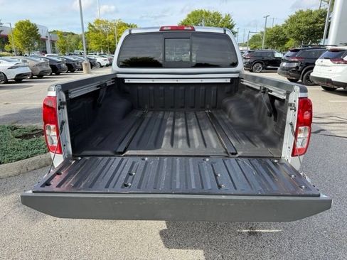 Used 2021 Nissan Frontier SV AWD/4WD image 10