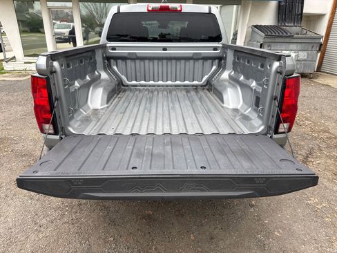 Used 2024 Chevrolet Colorado W/T image 23