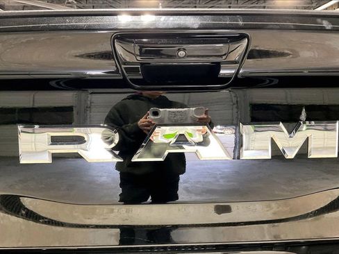 Used 2025 RAM 1500 Big Horn image 40