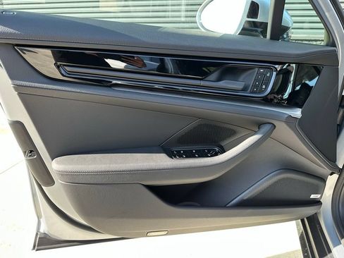 Certified 2026 Porsche Panamera w/ Premium Package RWD image 18