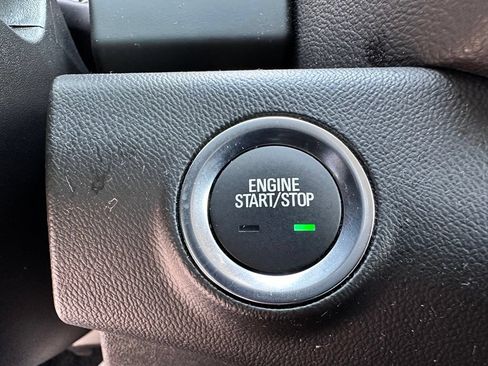 Used 2024 GMC Terrain SLT w/ Tech Package AWD/4WD image 38