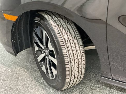 Used 2026 Honda Odyssey EX-L image 33