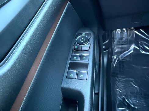 Certified 2025 Ford Bronco Sport Outer Banks w/ Outer Banks Tech Package+ AWD/4WD image 21