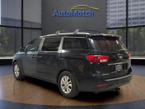 Used 2016 Kia Sedona LX w/ LX Convenience Package FWD image 8