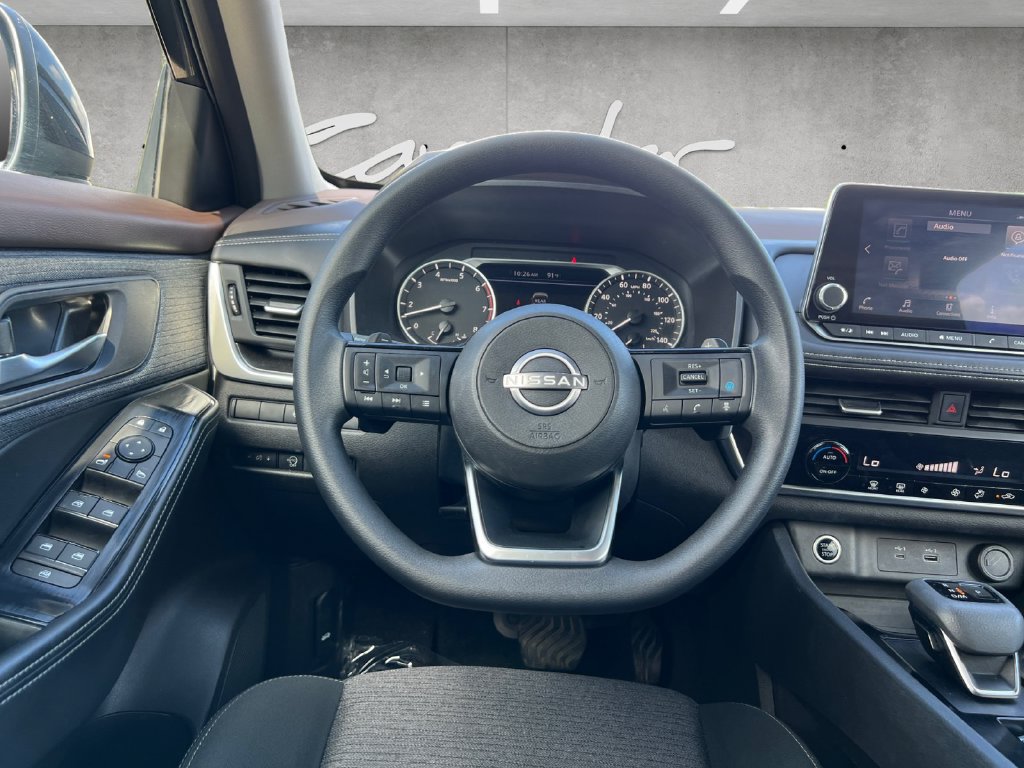 Certified 2023 Nissan Rogue SV FWD image 21
