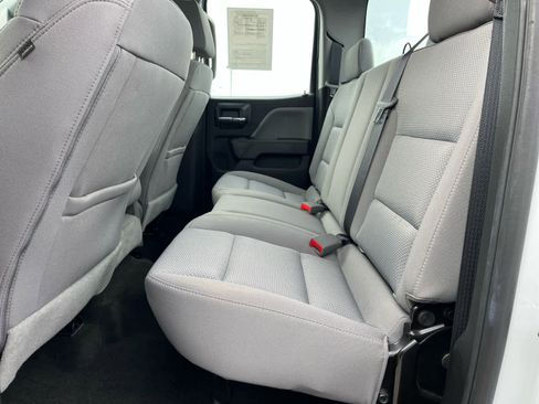 Used 2018 Chevrolet Silverado 1500 W/T w/ Trailering Package image 23