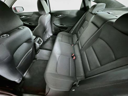 Used 2019 Chevrolet Malibu LT FWD image 27