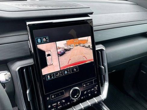 Used 2024 GMC Acadia Elevation FWD image 20