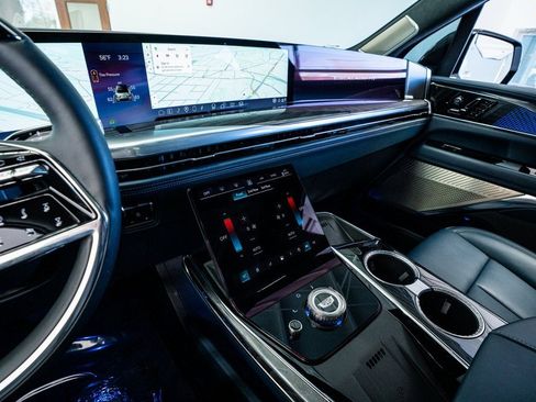 Used 2025 Cadillac Escalade IQ Luxury 2 image 50