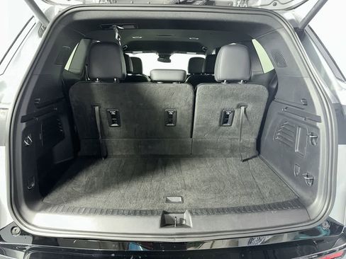 Used 2025 Buick Enclave Sport Touring image 23