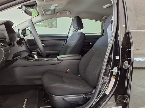 Used 2023 Nissan Sentra S w/ Electronics Package FWD image 9