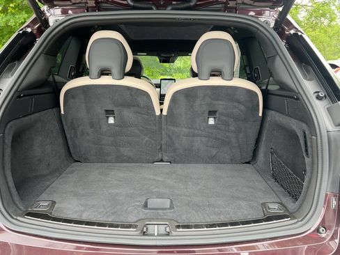 Certified 2025 Volvo EX90 Ultra AWD/4WD image 28