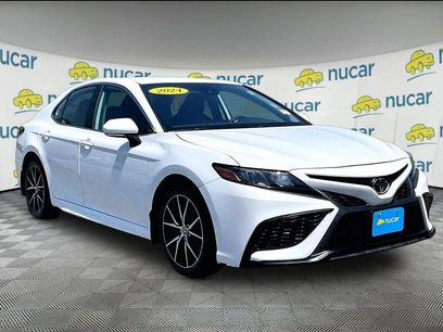 Used 2024 Toyota Camry SE