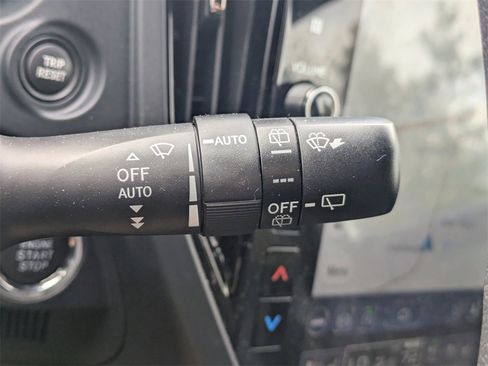 Used 2025 Subaru Forester Touring w/ Protection Package image 31