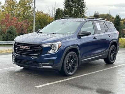 Used 2022 GMC Terrain SLE w/ Driver Convenience Package