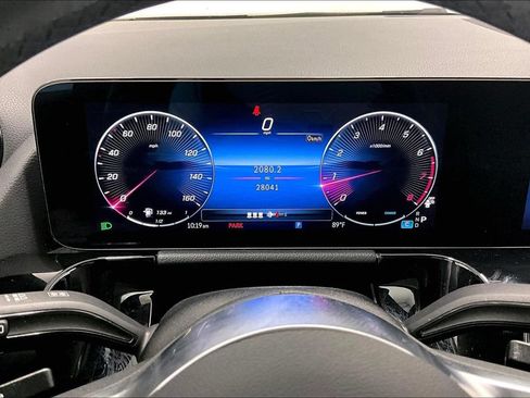 Used 2025 Mercedes-Benz GLA 250 image 21