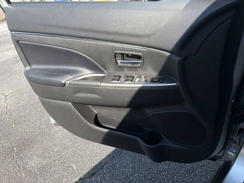 Used 2024 Mitsubishi Outlander Sport SE AWD/4WD image 22