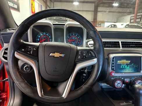 Used 2013 Chevrolet Camaro LT RWD image 9