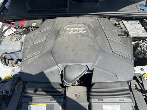 Used 2025 Audi Q7 3.0T Premium Plus w/ Premium Plus Package AWD/4WD image 36