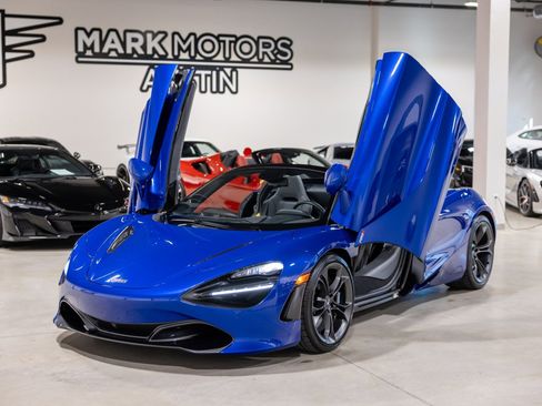 Used 2022 McLaren 720S Spider - AURORA BLUE - LEATHER image 55