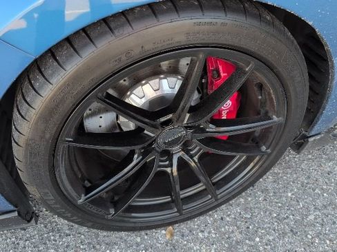 Used 2019 Ford Mustang Shelby GT350 w/ Technology Package image 13