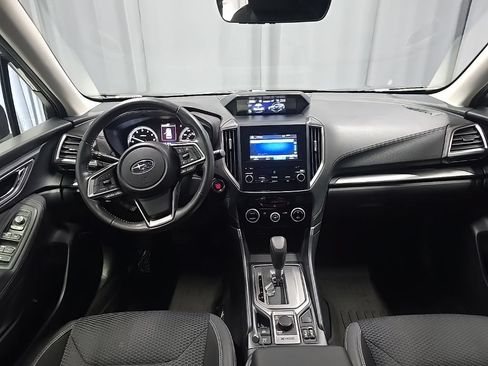 Used 2019 Subaru Forester Premium AWD/4WD image 16