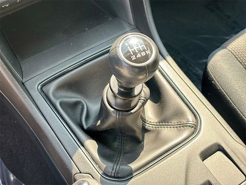 Used 2022 Subaru Crosstrek 2.0i image 17