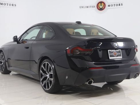 Used 2024 BMW 230i xDrive Coupe w/ Convenience Package AWD/4WD image 4