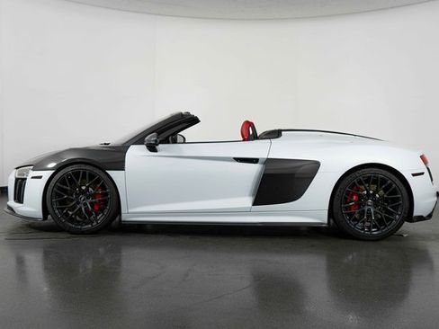 Used 2018 Audi R8 V10 image 5