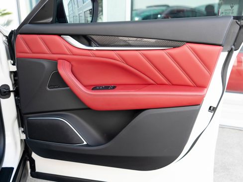 Used 2022 Maserati Levante Modena S image 36