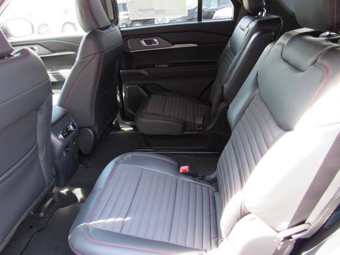 New 2026 Ford Explorer ST-Line AWD/4WD image 32