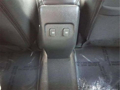 Certified 2023 Nissan Kicks SR image 13