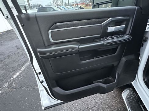 Used 2024 RAM 2500 Big Horn image 19