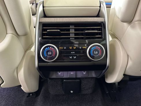 Used 2023 Land Rover Range Rover Long Wheelbase Autobiography AWD/4WD image 38