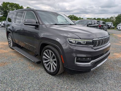 Used 2022 Jeep Grand Wagoneer Series II w/ Convenience Group III AWD/4WD image 7