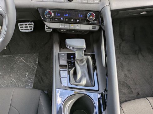 New 2026 Hyundai Elantra Sport image 19