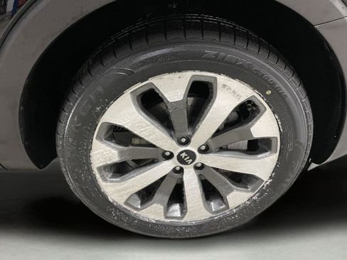 Used 2021 Kia Telluride EX w/ EX Premium Package image 11