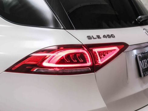 Used 2020 Mercedes-Benz GLE 450 4MATIC image 7